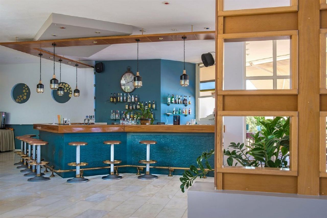 Scaleta Beach Hotel Skaleta Exterior photo